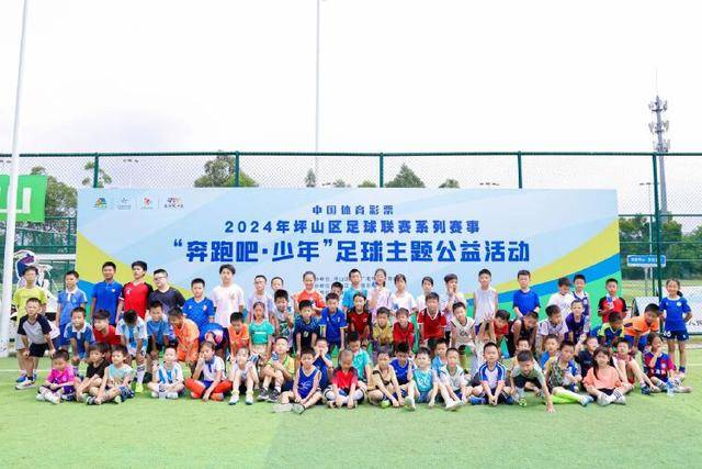 美媒预测下赛季西部战绩：马刺第一 湖人第六 开拓者第七勇士第八